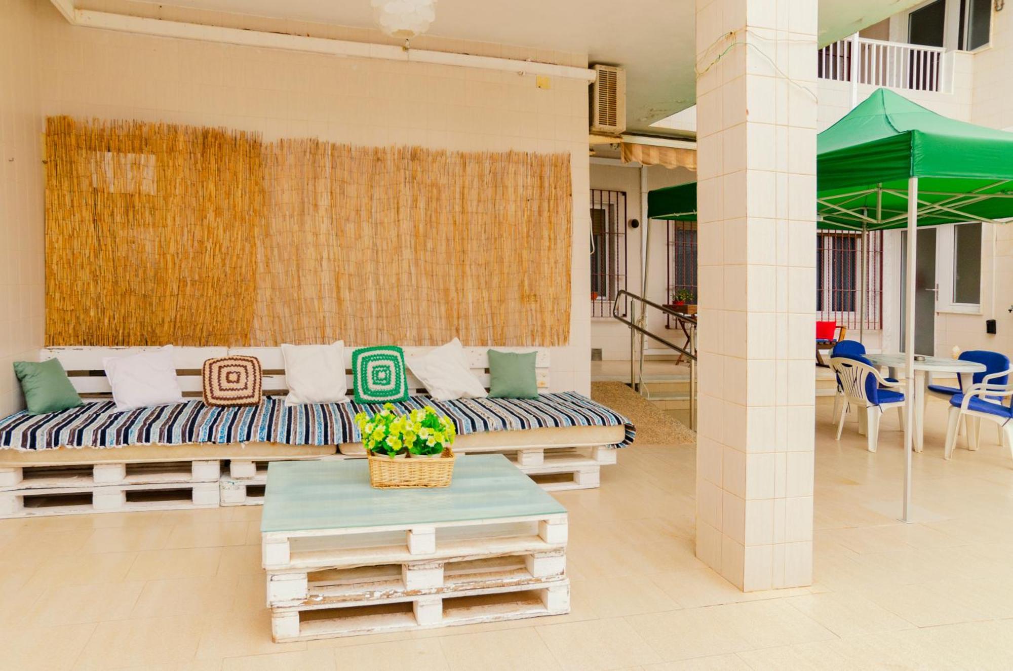 Apartment Taala Con Terraza